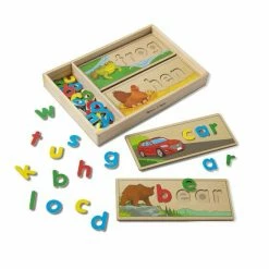 Melissa & Doug Melissa And Doug Ξύλινο Εκπαιδευτικό Παιχνίδι 8 Πλακέτες – 64 Γράμματα (12940) -Επιτραπέζια παιχνίδια & κάρτες Εκπτώσεις 211971 1