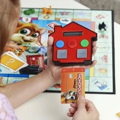 Hasbro Επιτραπεζιο Monopoly Junior Electronic Banking (E1842) -Επιτραπέζια παιχνίδια & κάρτες Εκπτώσεις 674667 2